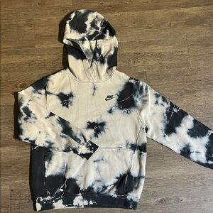 Nike tie-dye hoodie